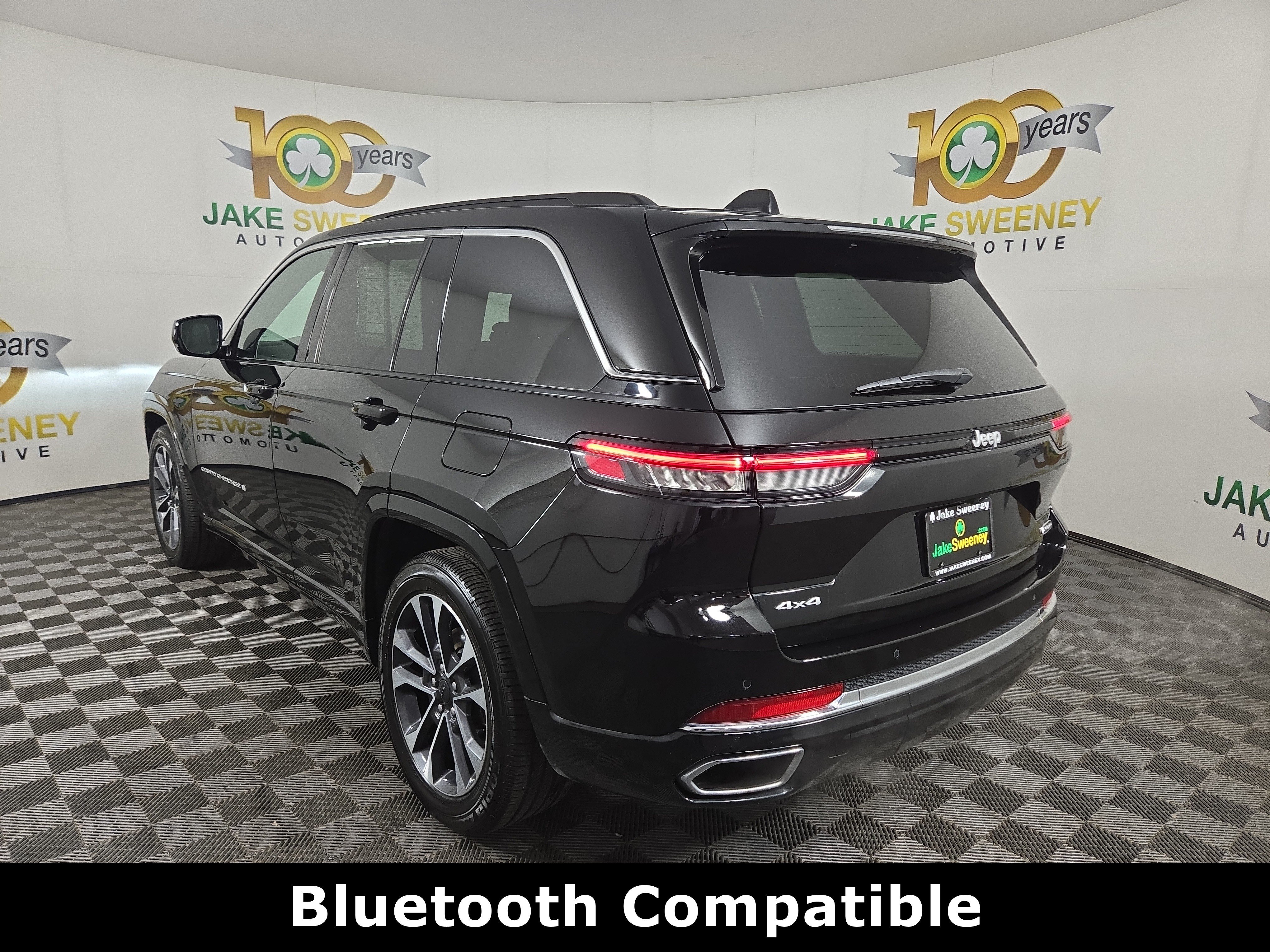 Certified 2025 Jeep Grand Cherokee Overland AWD/4WD image 7