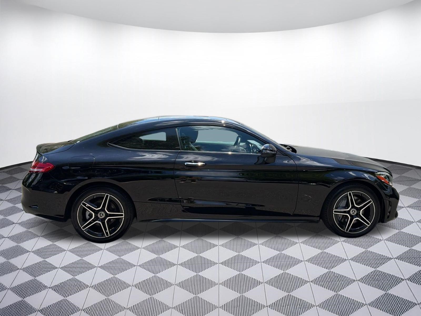 Used 2023 Mercedes-Benz C 300 4MATIC Coupe image 8