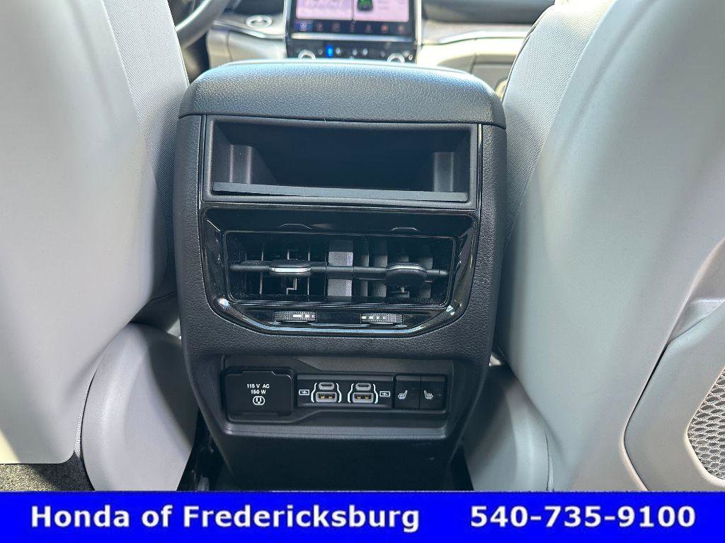 Used 2022 Jeep Grand Cherokee Overland image 46