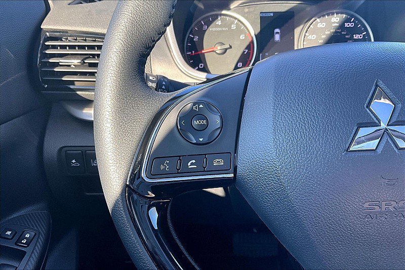 Used 2024 Mitsubishi Eclipse Cross SE image 18