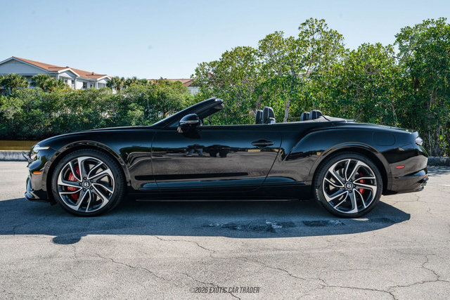 Used 2025 Bentley Continental GT Speed image 3