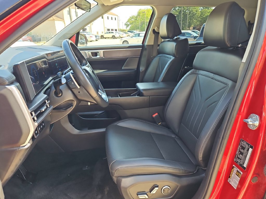 Used 2025 Hyundai Santa Fe SEL AWD/4WD image 25