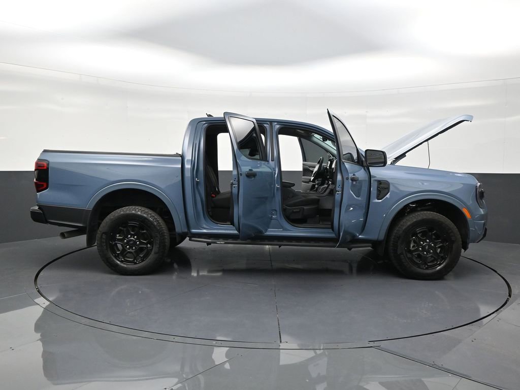 Used 2025 Ford Ranger XLT w/ Black Appearance Package image 30