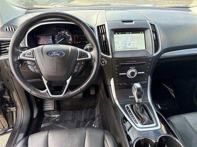 Used 2018 Ford Edge Titanium w/ Technology Package image 17