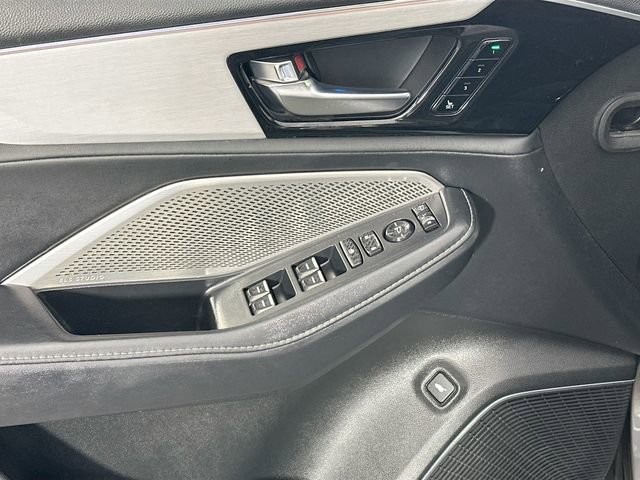 Used 2023 Acura MDX SH-AWD w/ Technology Package image 25