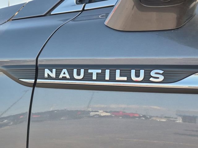 Used 2021 Lincoln Nautilus Reserve w/ Equipment Group 201A FWD image 31