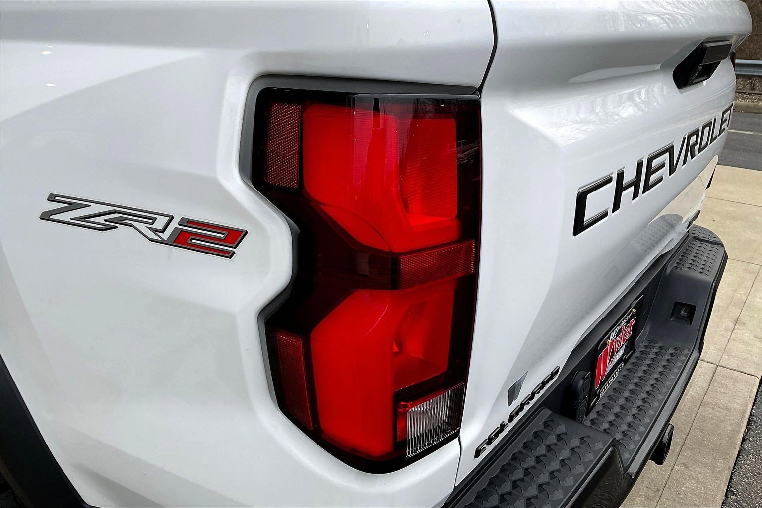Used 2024 Chevrolet Colorado ZR2 image 24