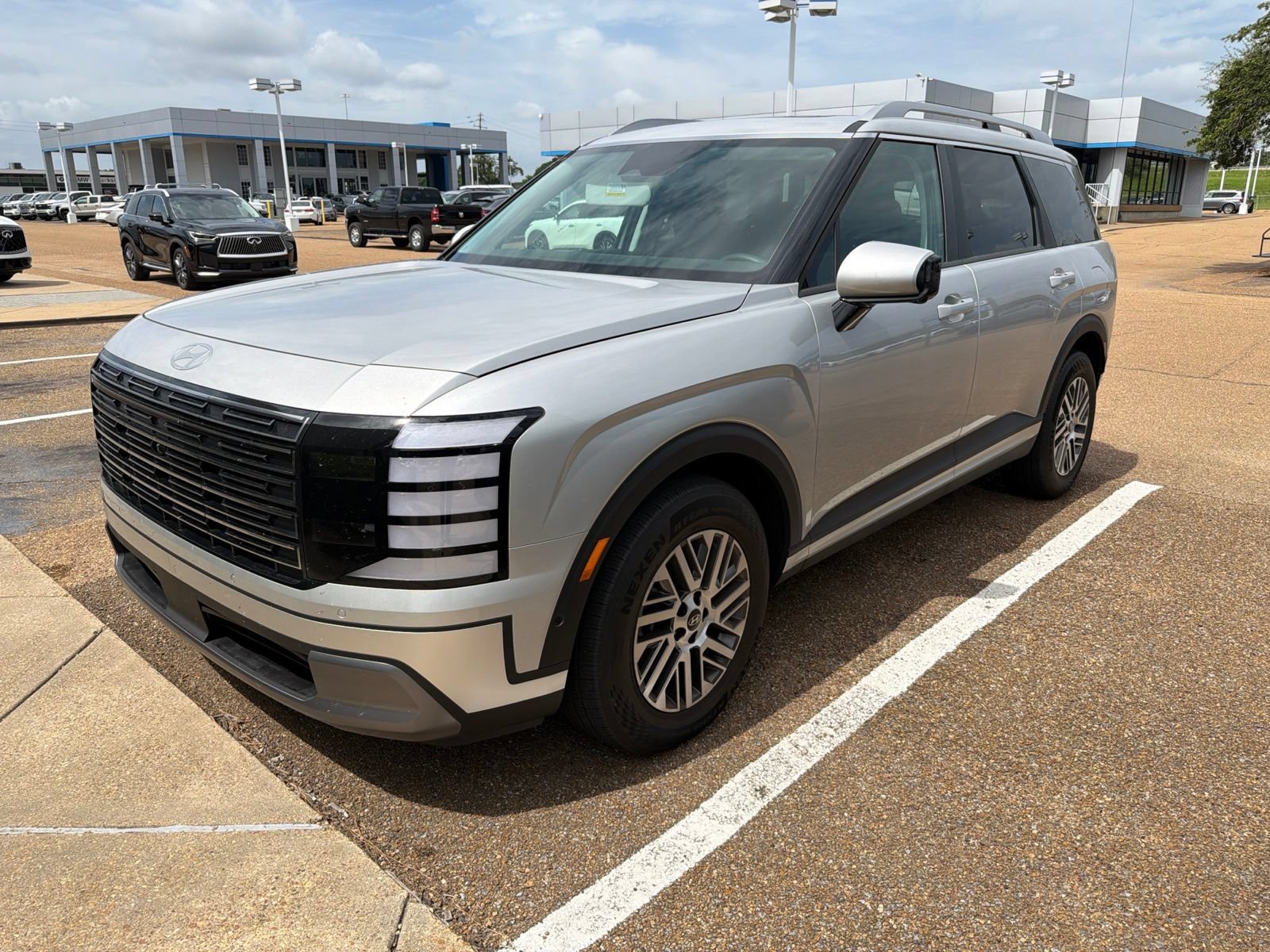 Used 2026 Hyundai Palisade SEL AWD/4WD image 1
