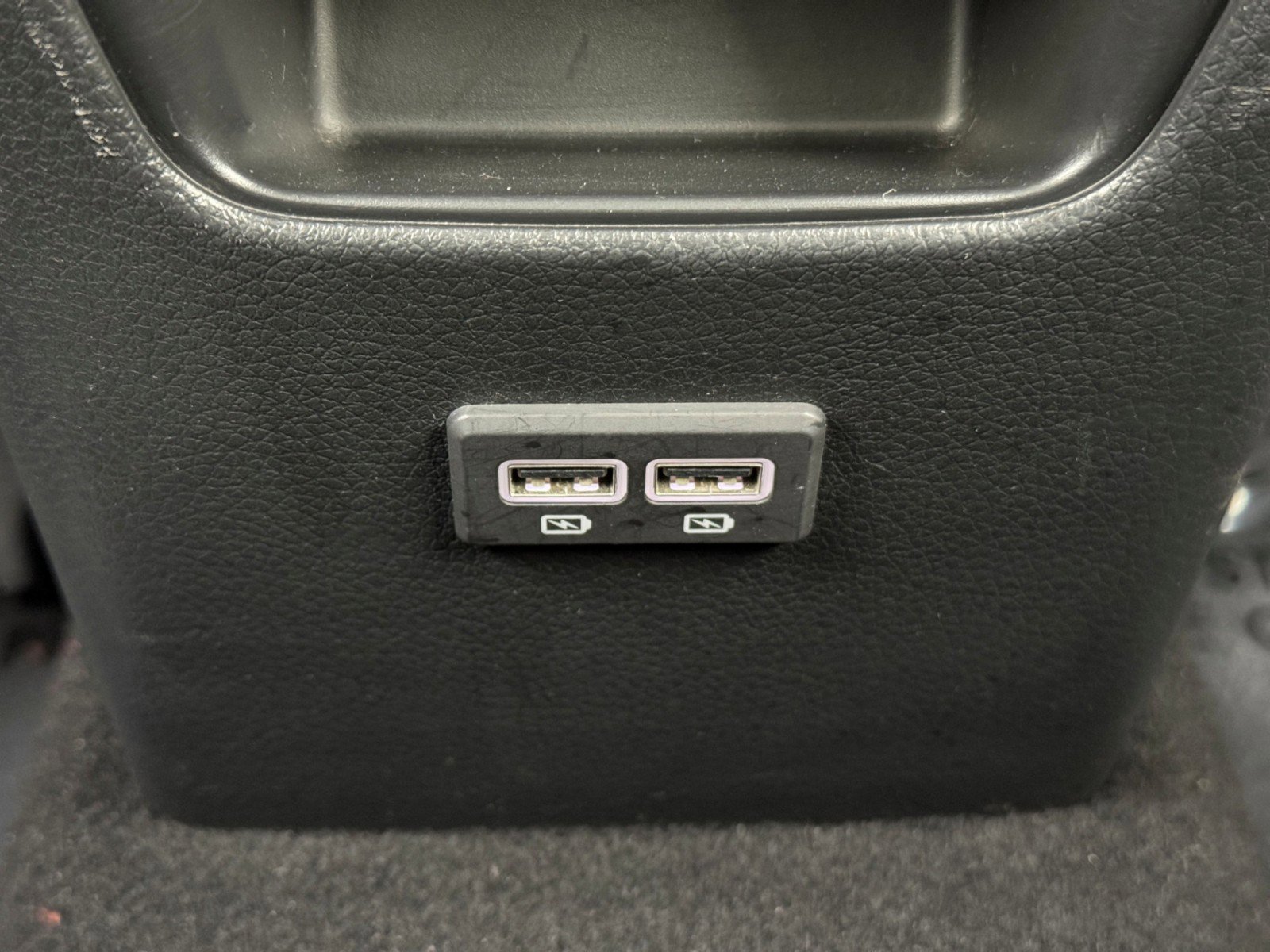 Used 2018 Nissan Sentra S image 29