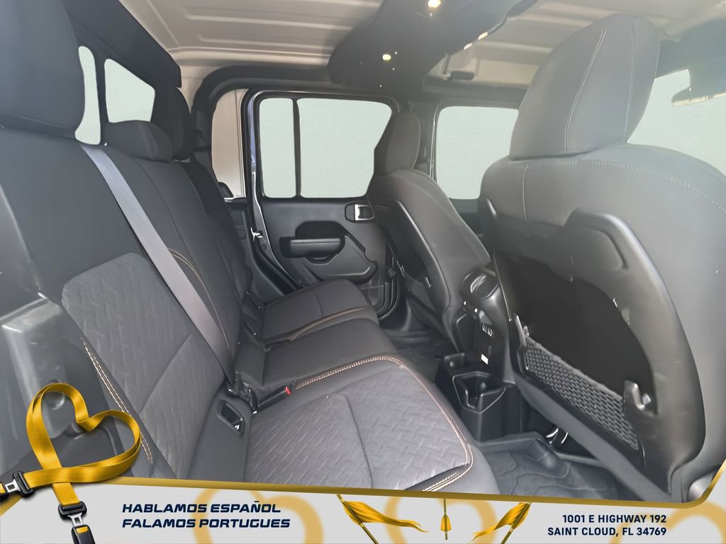 Used 2024 Jeep Gladiator Mojave image 27