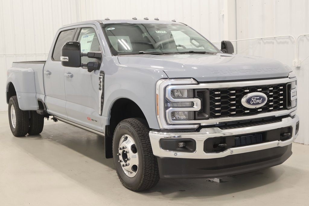 New 2025 Ford F350 Lariat w/ Lariat Ultimate Package image 2