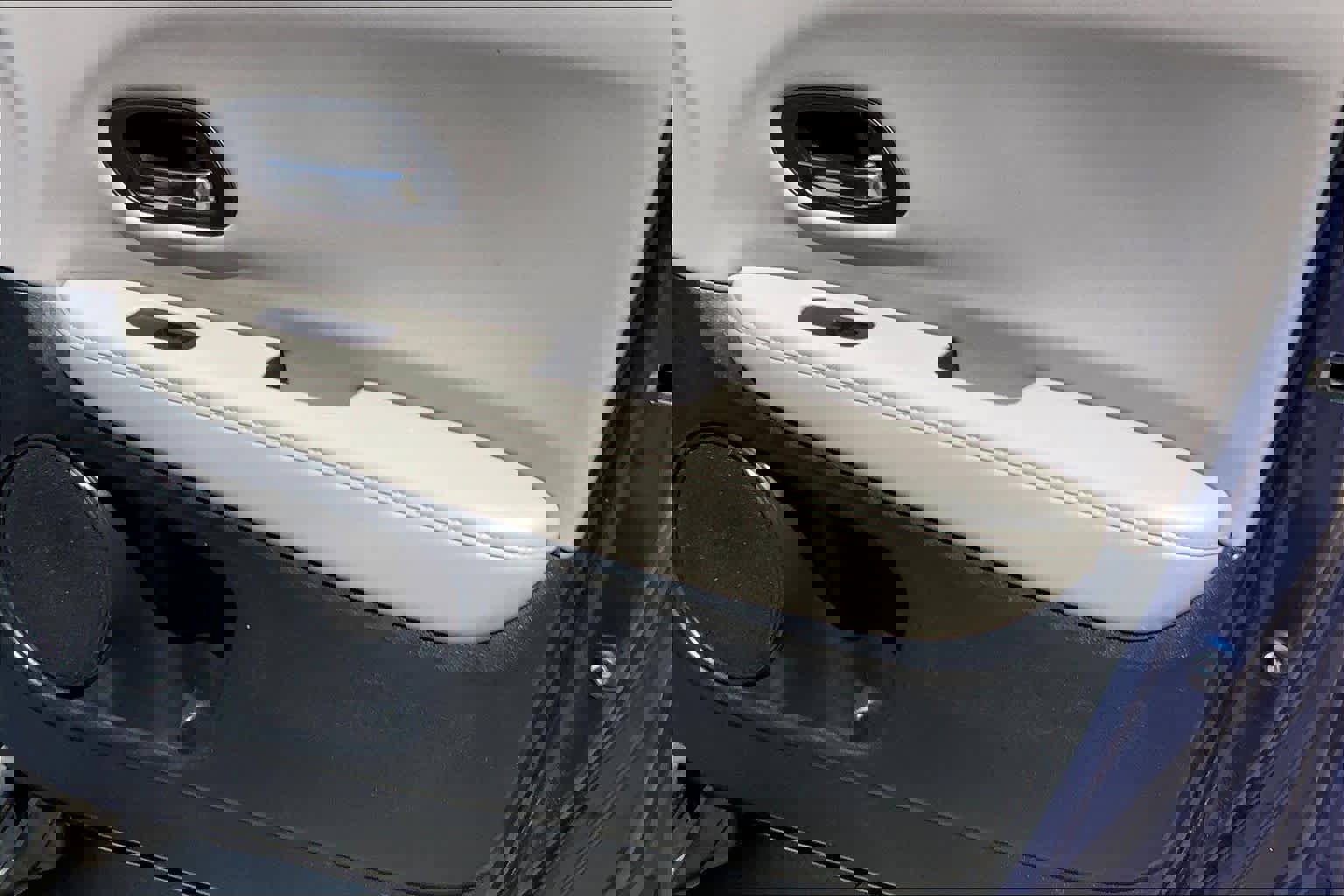 Used 2016 Honda HR-V LX image 21