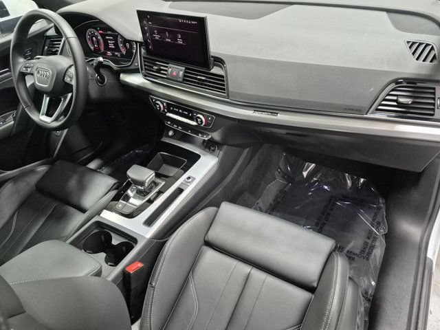 Certified 2025 Audi Q5 2.0T Premium w/ Convenience Plus Package AWD/4WD image 19