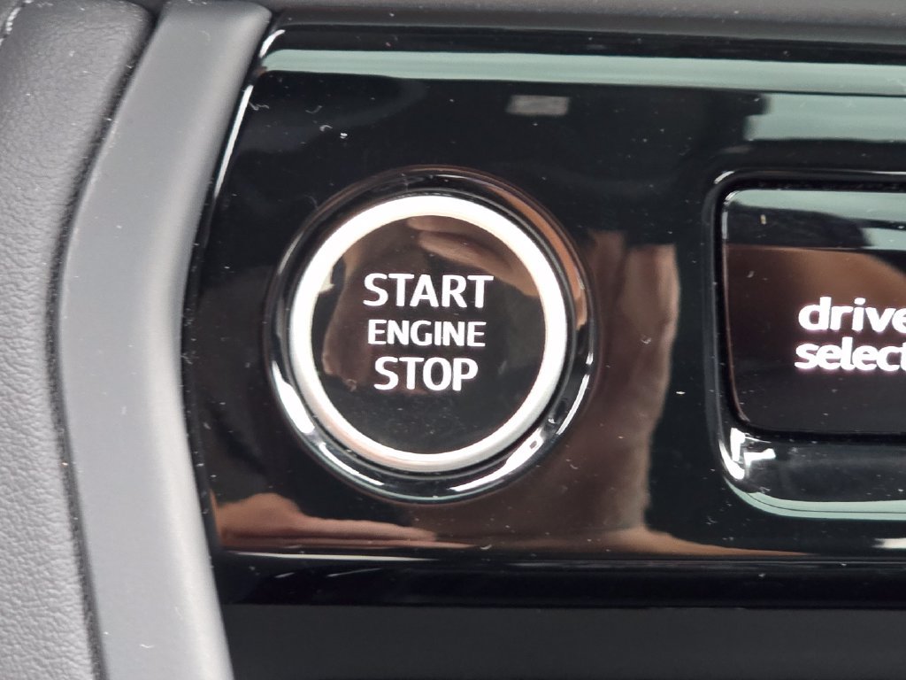 Certified 2025 Audi Q5 Prestige AWD/4WD image 31