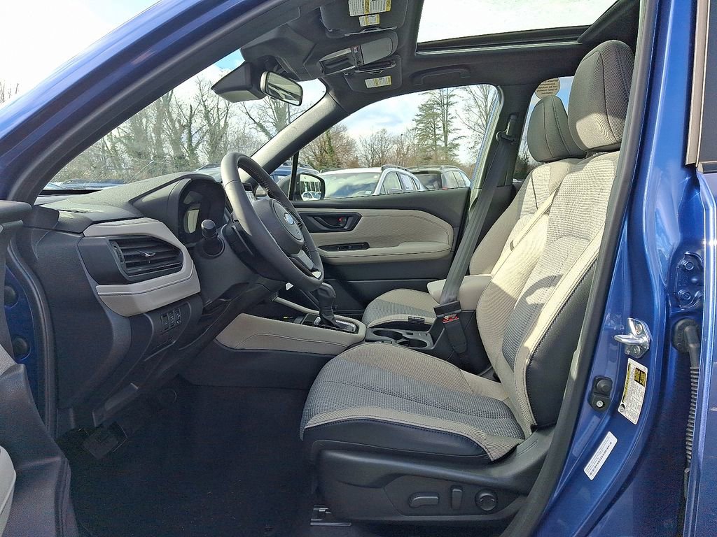 Used 2025 Subaru Forester Premium image 12