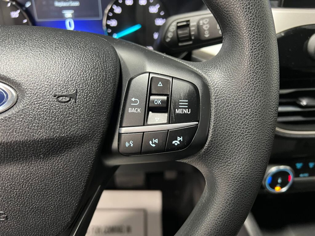 Used 2022 Ford Escape SE image 12