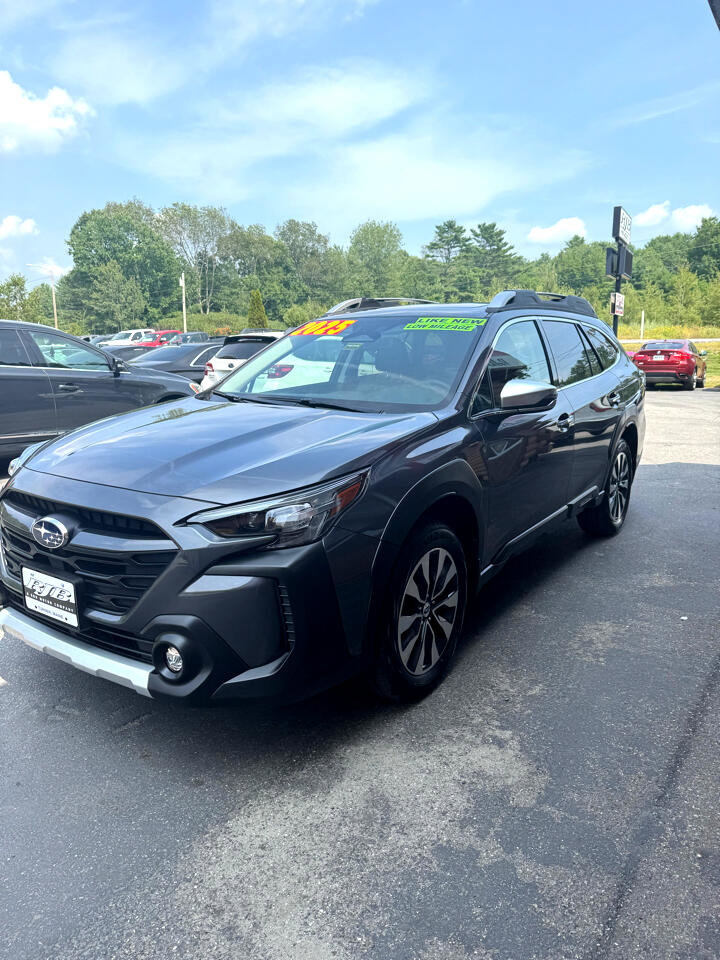 Used 2025 Subaru Outback Touring image 4