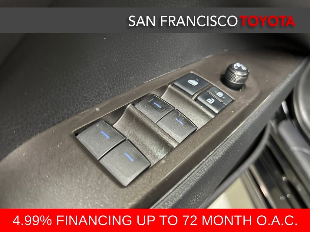 Certified 2021 Toyota Camry SE image 35