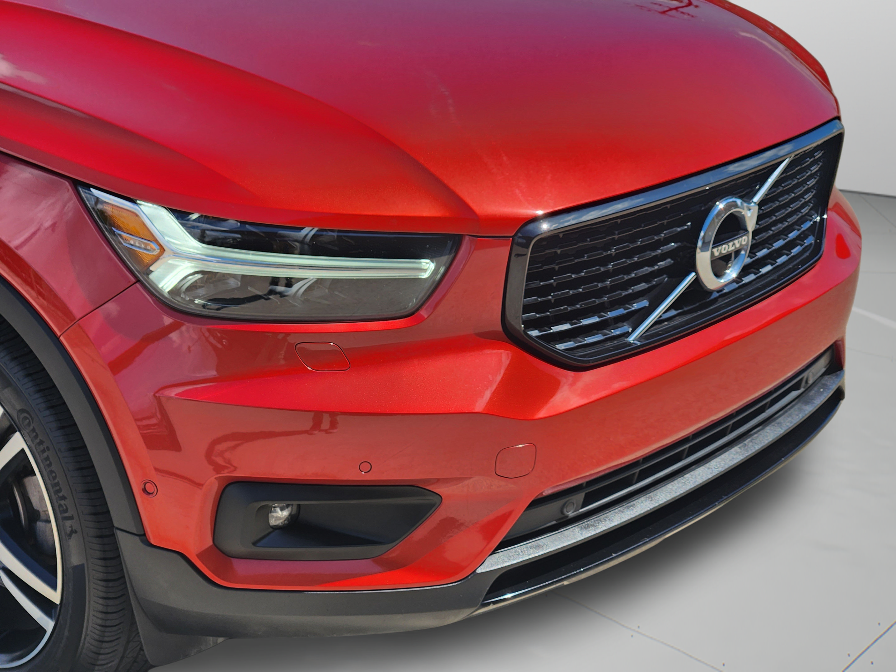 Used 2019 Volvo XC40 T5 R-Design AWD/4WD image 34