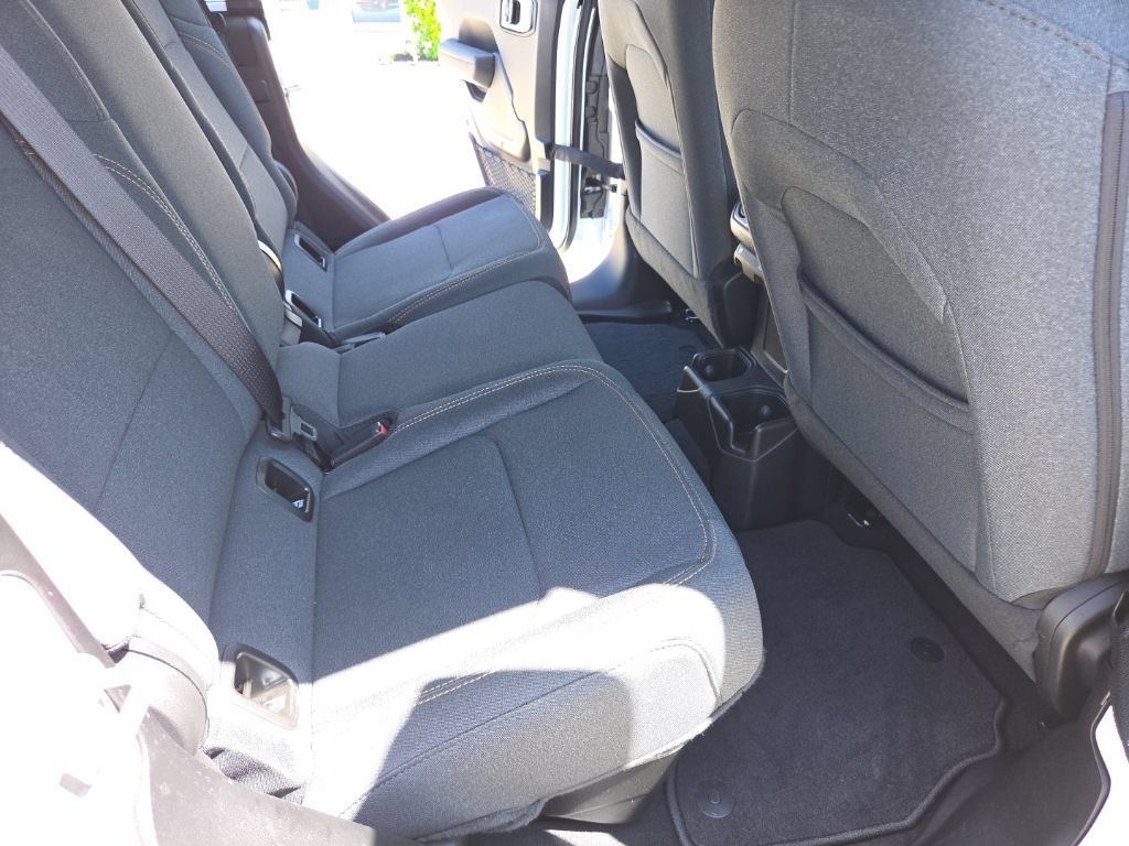 Certified 2025 Jeep Gladiator Sport AWD/4WD image 22