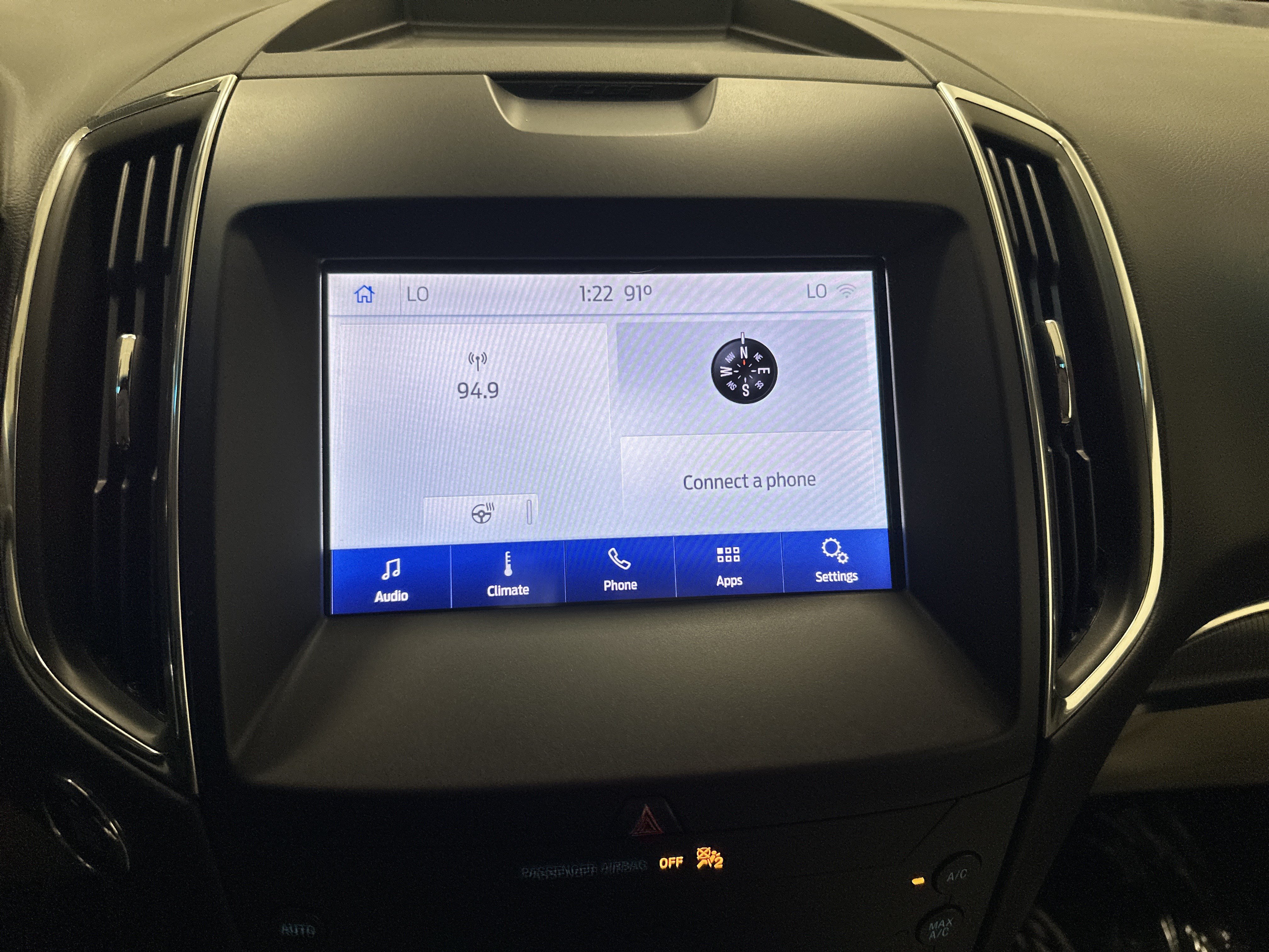 Used 2020 Ford Edge Titanium AWD/4WD image 24