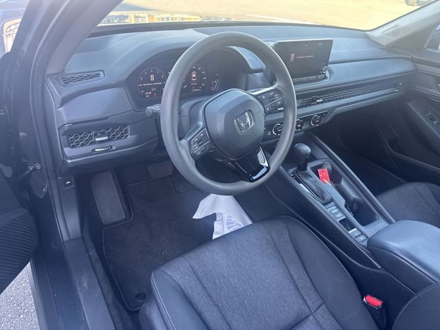 Used 2023 Honda Accord EX image 10