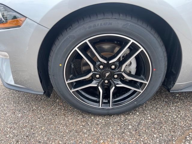 Used 2022 Ford Mustang Premium image 10