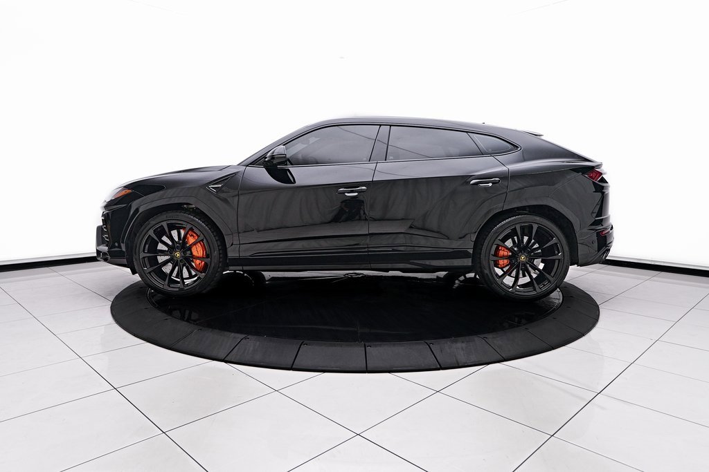 Used 2022 Lamborghini Urus image 9