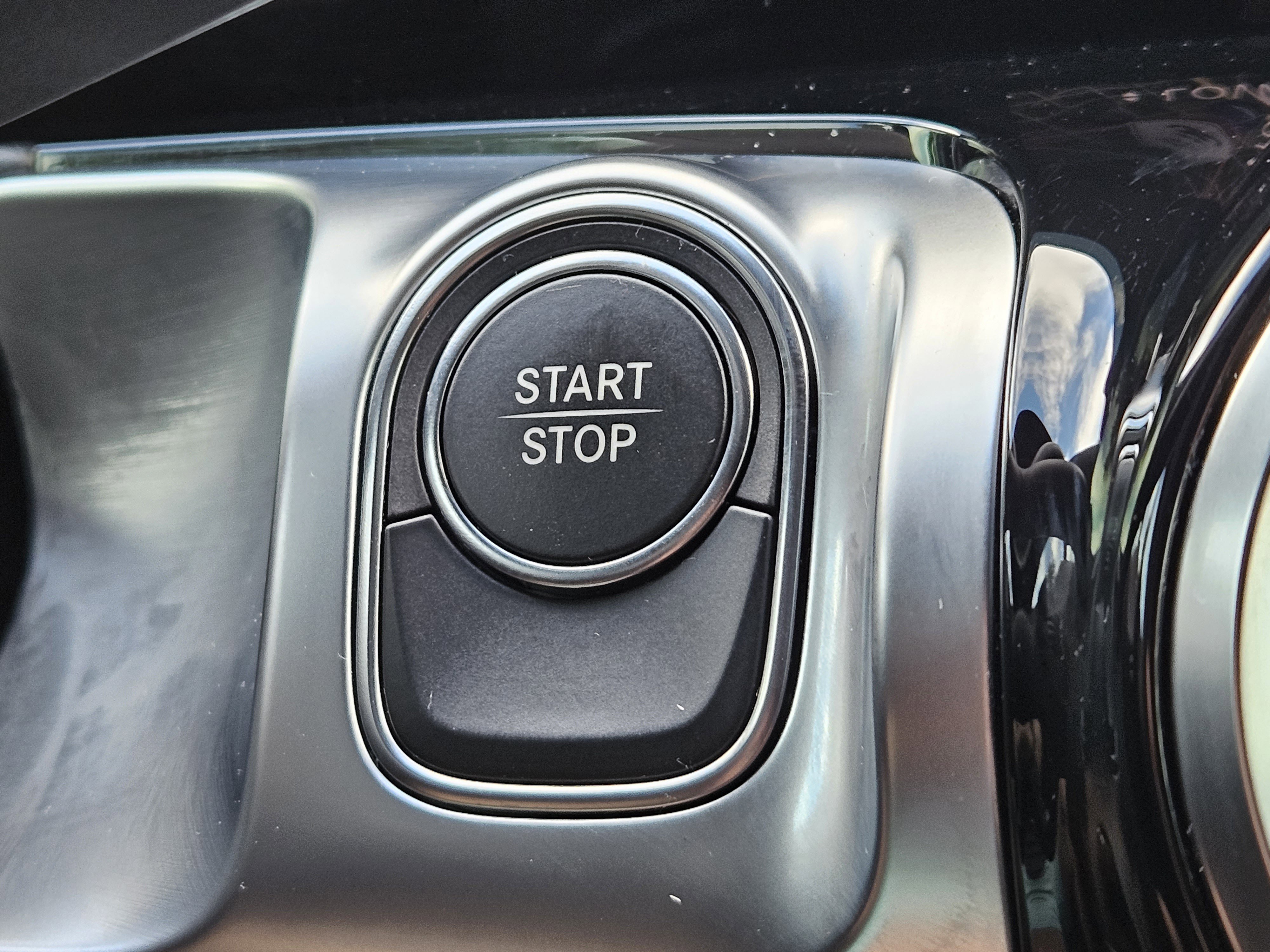 Certified 2023 Mercedes-Benz EQB 300 4MATIC image 22