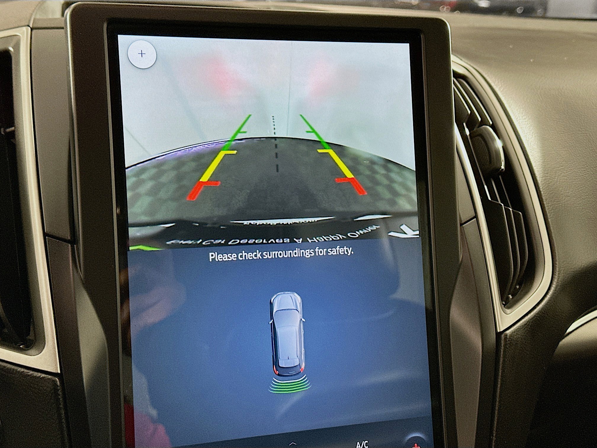 Used 2022 Ford Edge SEL image 23