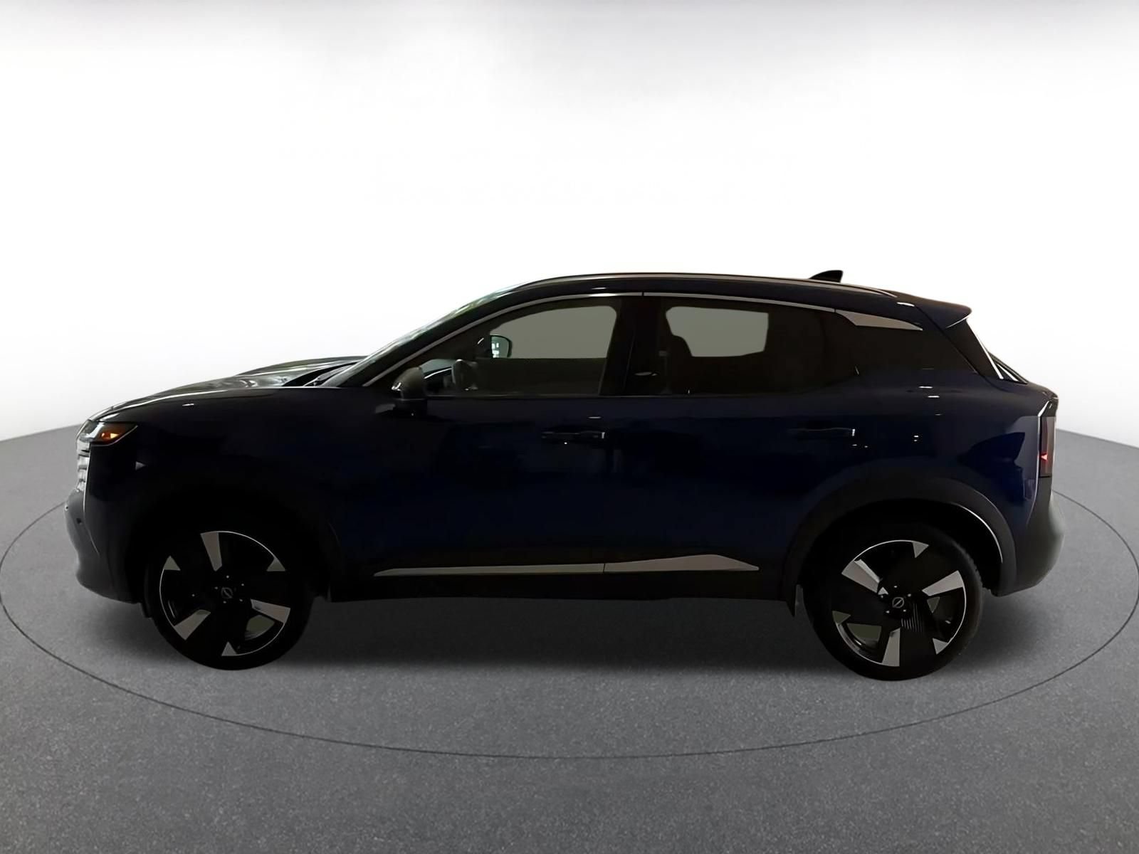 Used 2026 Nissan Kicks SR FWD image 8
