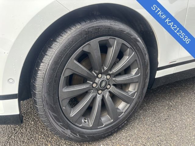 Used 2019 Land Rover Range Rover Velar R-Dynamic SE image 4