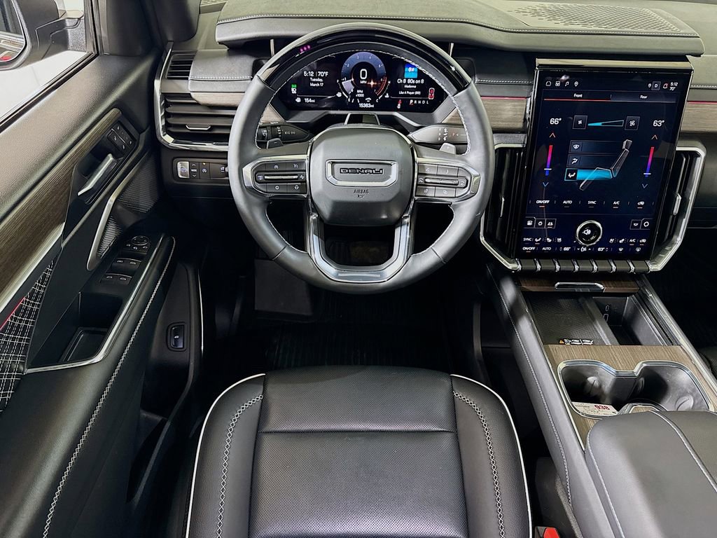 Certified 2025 GMC Acadia Denali w/ Super Cruise Package image 22