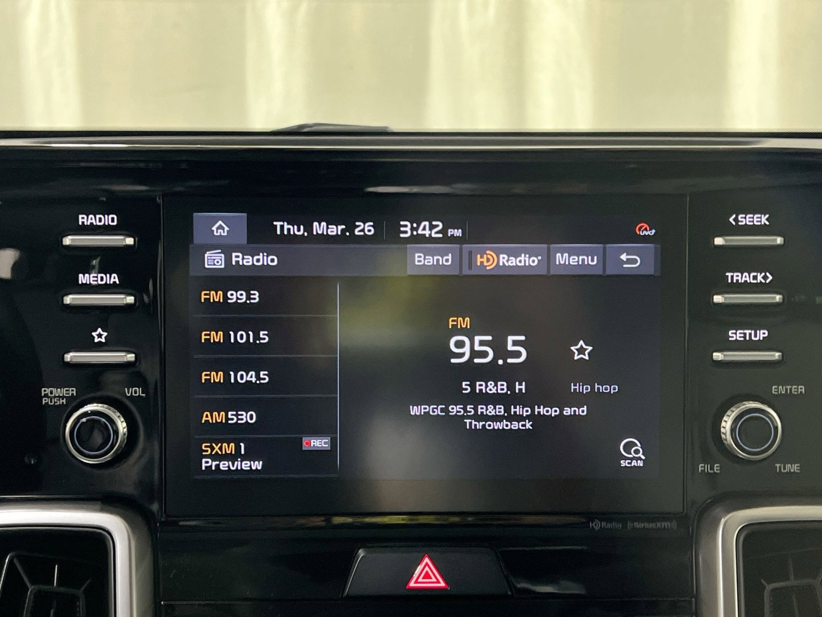 Used 2021 Kia Sorento EX image 18