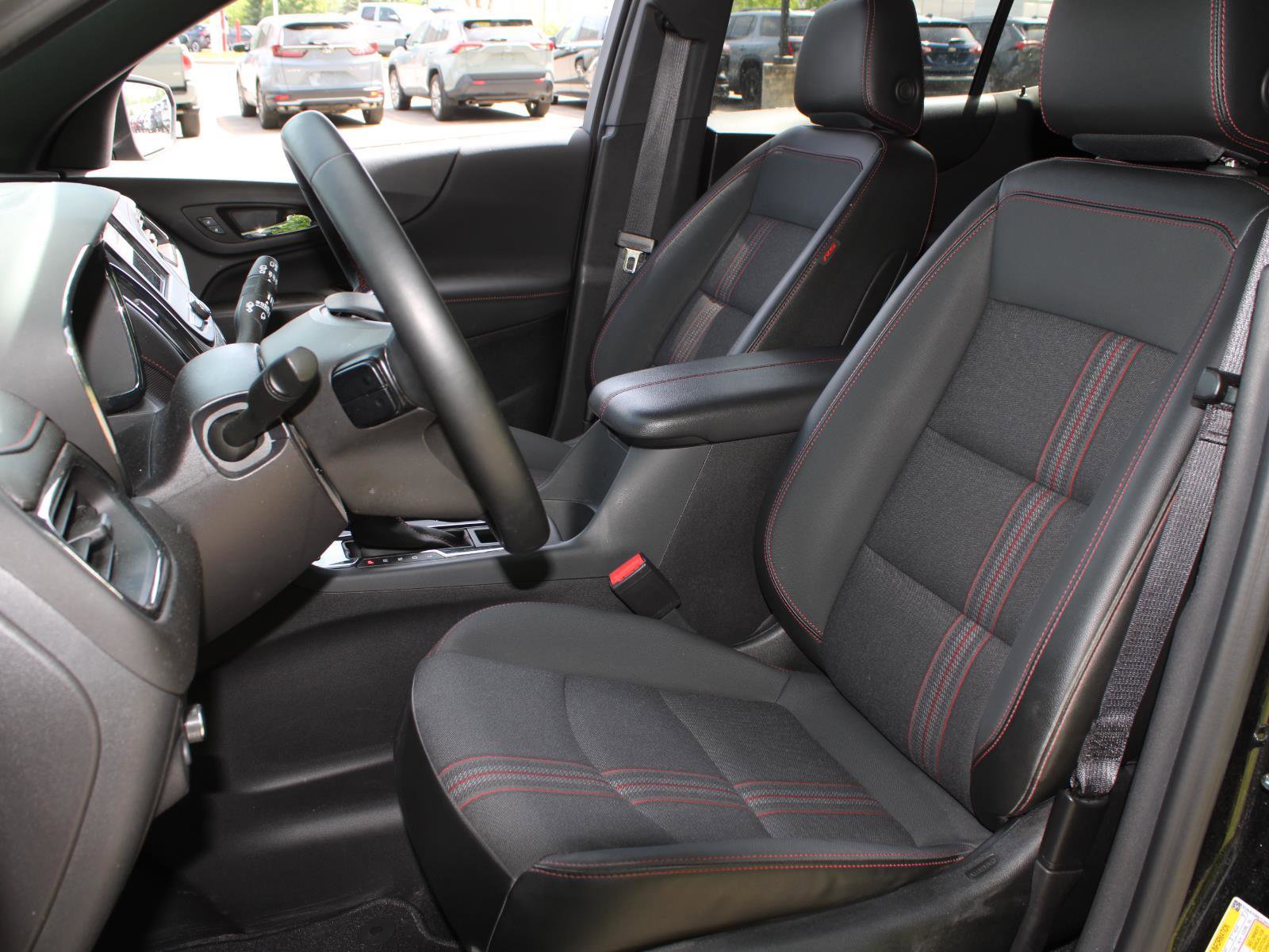 Used 2024 Chevrolet Equinox RS AWD/4WD image 14