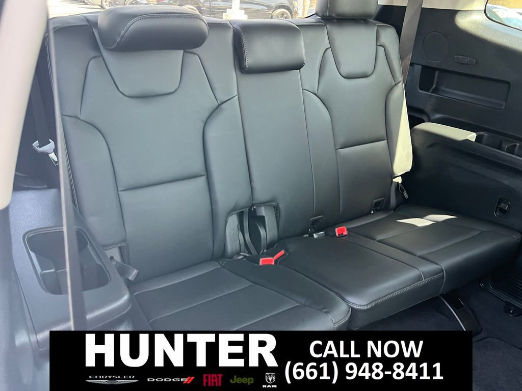 Used 2025 Kia Telluride S image 21
