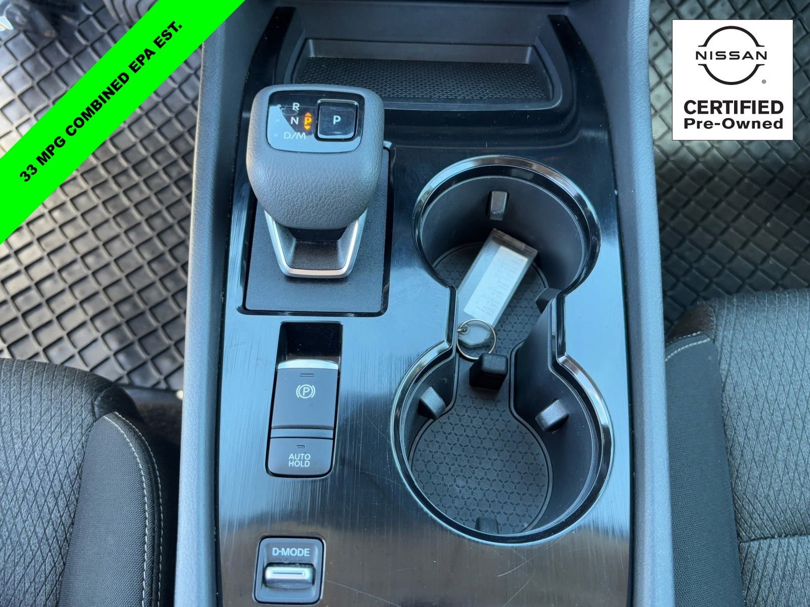 Certified 2025 Nissan Rogue SV FWD image 27