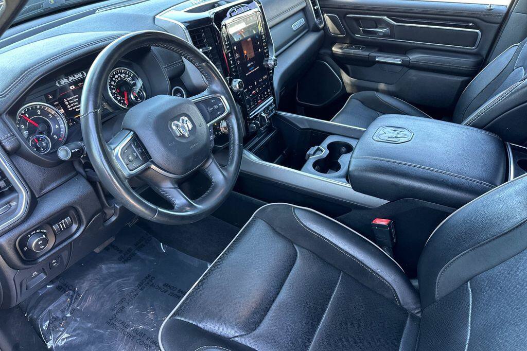 Used 2022 RAM 1500 Laramie AWD/4WD image 10