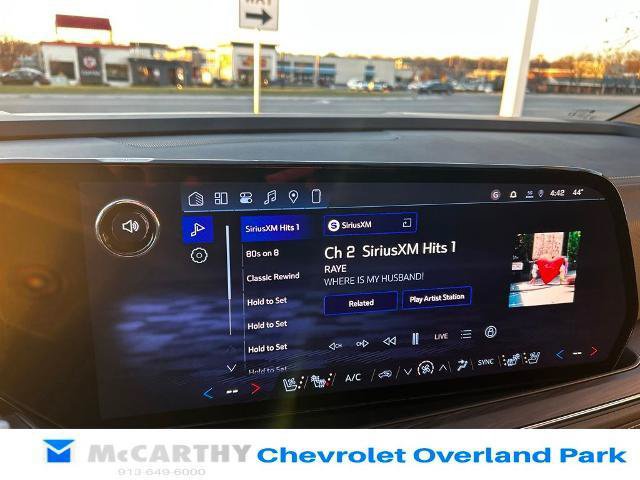 New 2026 Chevrolet Suburban Premier w/ Sun And Tow Package AWD/4WD image 12