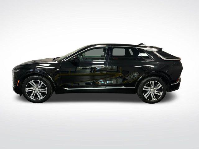 Certified 2024 Cadillac Lyriq Tech w/ Driver Assist Package AWD/4WD image 34