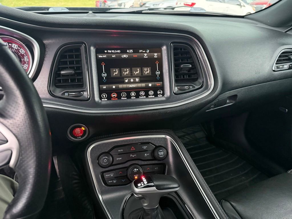 Used 2018 Dodge Challenger R/T Plus RWD image 9