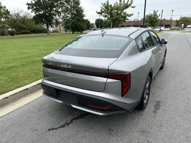 New 2025 Kia K4 LXS image 19