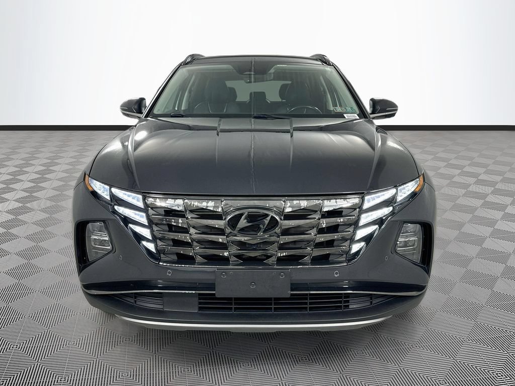 Used 2022 Hyundai Tucson Limited w/ Cargo Package AWD/4WD image 2