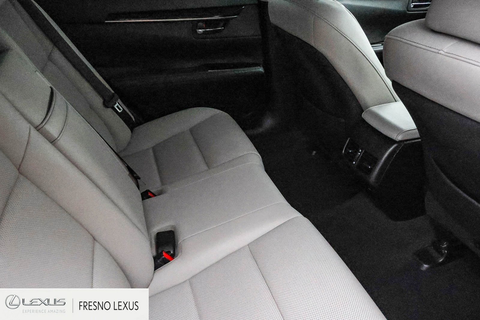 Used 2018 Lexus ES 350 w/ Navigation System Package image 13