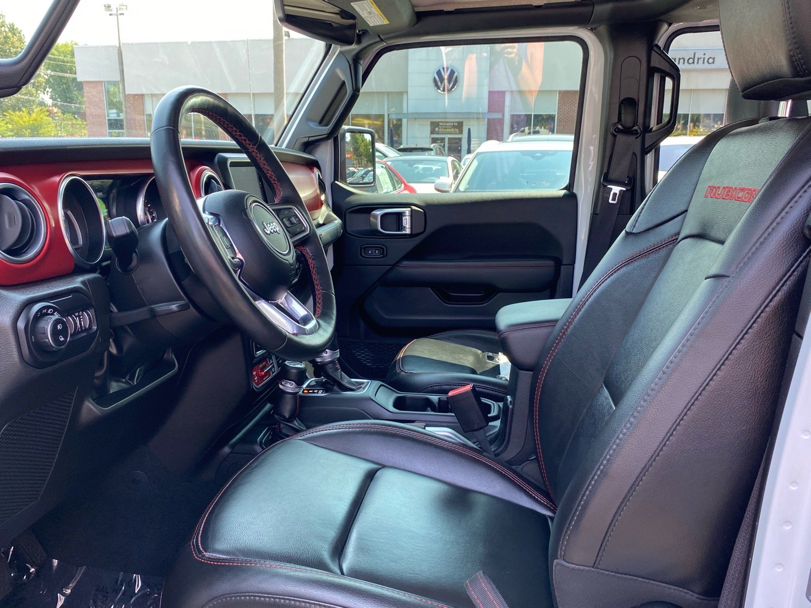 Used 2022 Jeep Gladiator Rubicon w/ LED Lighting Group AWD/4WD image 13