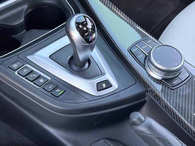 Used 2020 BMW M4 Coupe w/ Competition Package RWD image 16