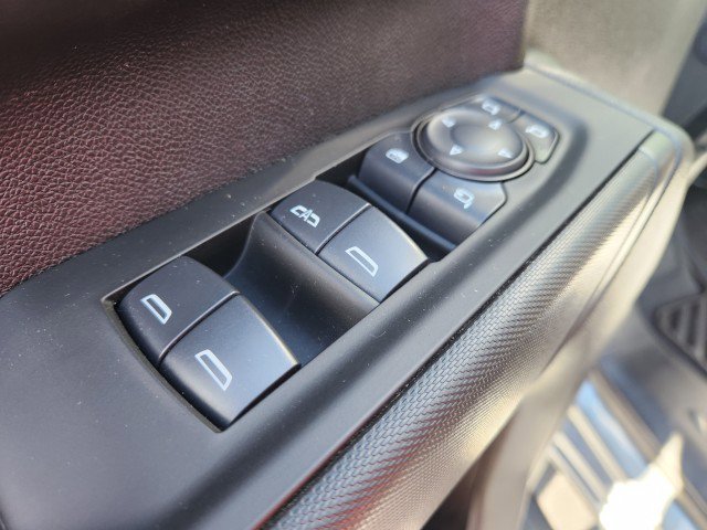 Used 2025 Chevrolet Silverado 2500 Custom w/ Custom Value Package image 30