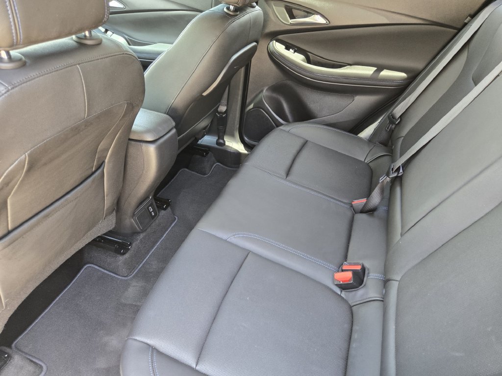 Used 2025 Buick Encore GX Sport Touring w/ Experience Buick Package FWD image 30