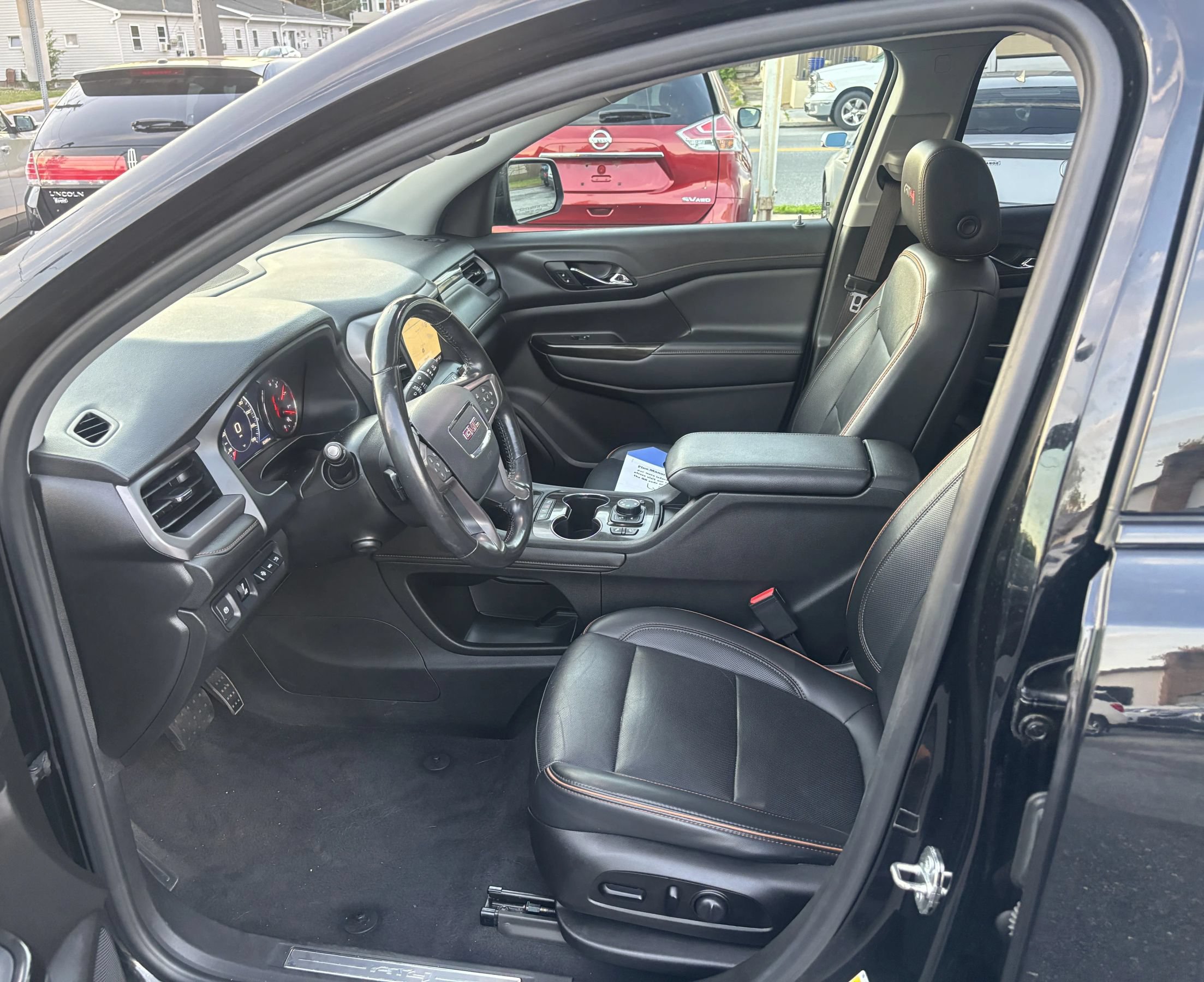 Used 2021 GMC Acadia AT4 w/ Technology Package AWD/4WD image 16