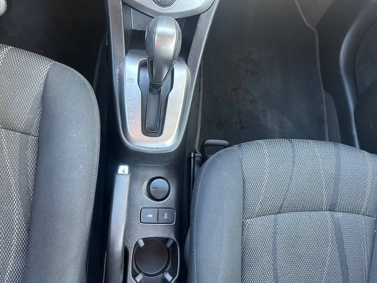 Used 2016 Chevrolet Sonic LT FWD image 15